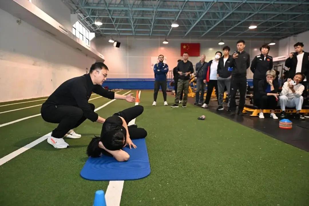制定篮球交流计划以促进个人技能发展的方法_0